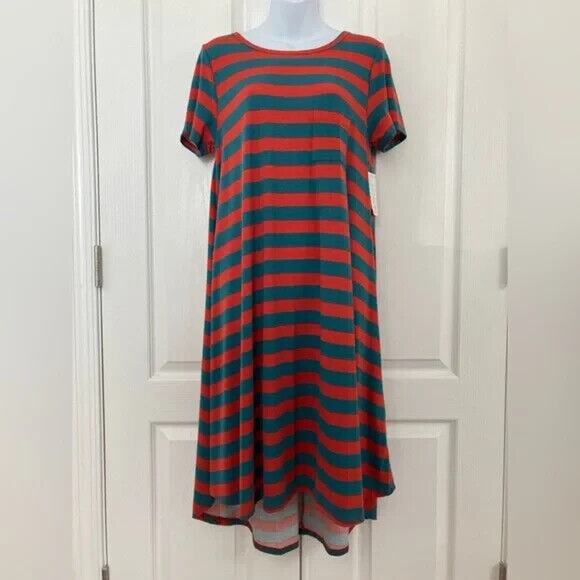 🎄 LuLaRoe Carly Dress – Elfcore Christmas Stripes | Size Small | NWT 🎄 - Picture 2 of 8